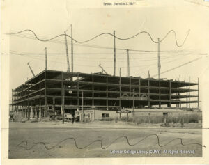 Image of an unfinished Bronx Terminal Market. The building is under construction. The facade is not installed yet.